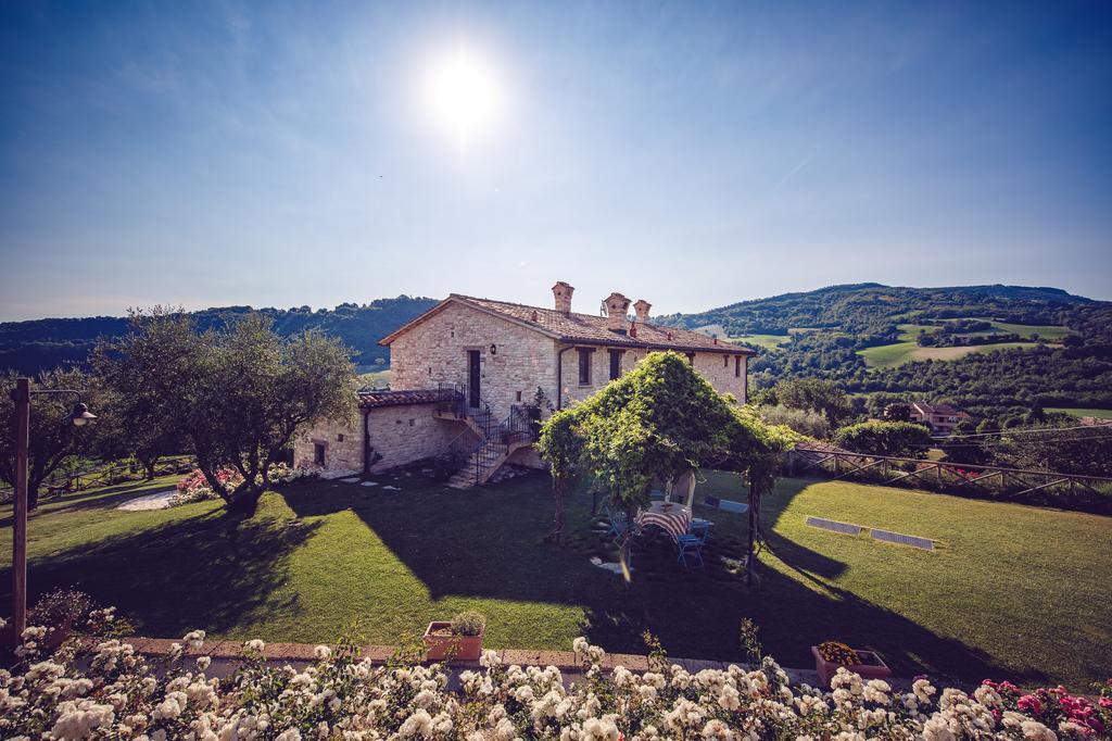 Agriturismo Casal San Sergio Fossombrone Buitenkant foto