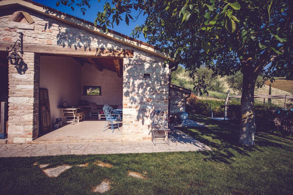Agriturismo Casal San Sergio Fossombrone Buitenkant foto